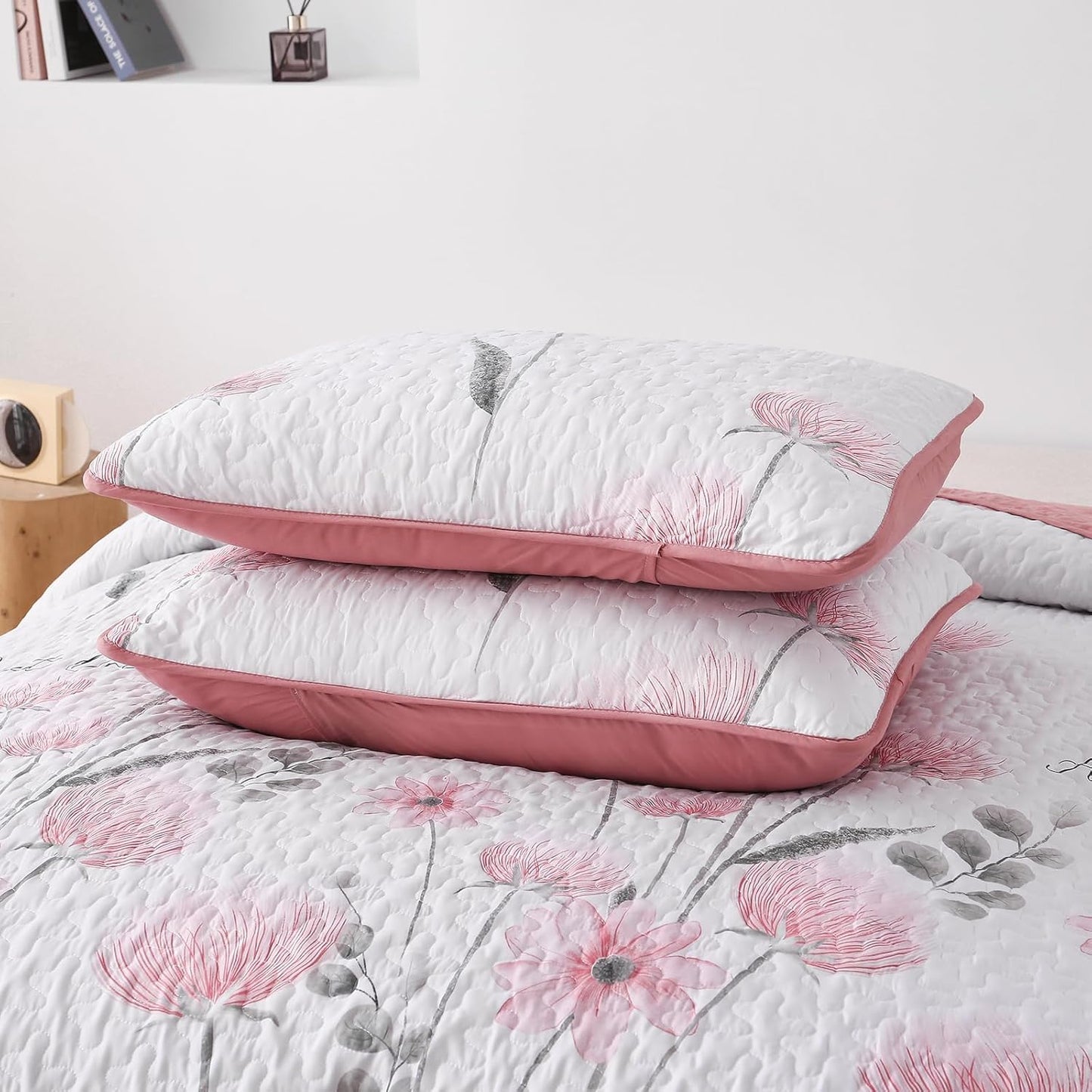 Dluxe Ave. (KING) 3 Piece Bedding Set/ All Season (90"x104")