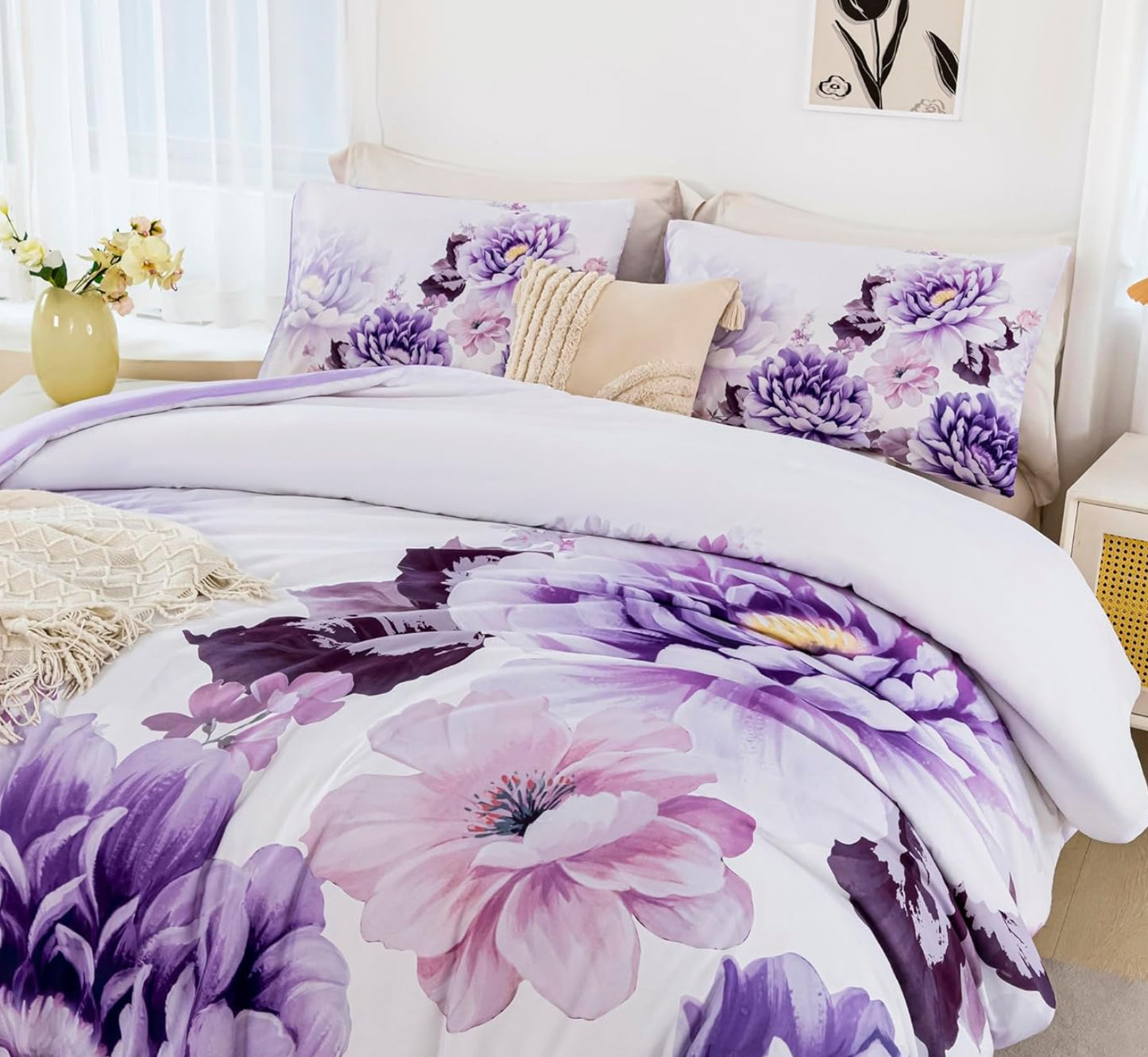 Dluxe Ave. ( KING) 3 Pcs Comforter Set/ Purple Floral