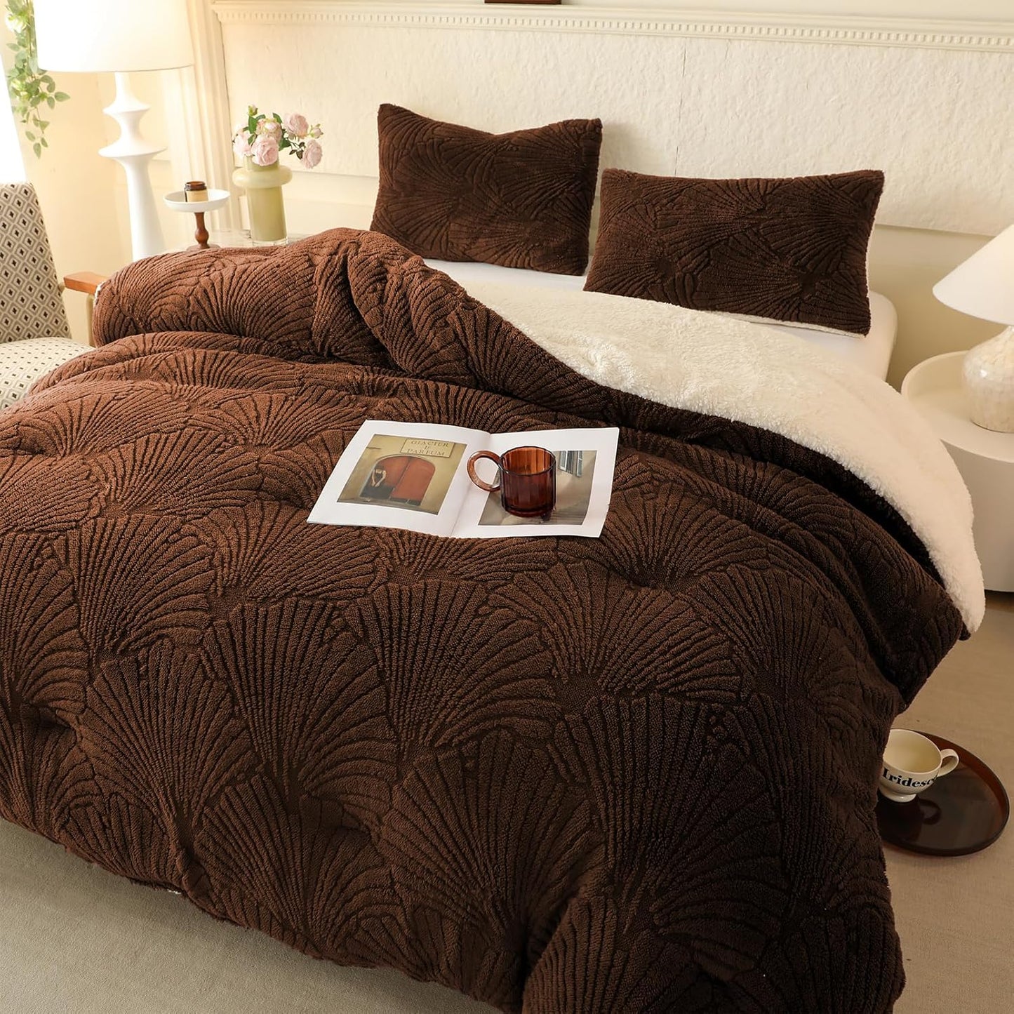 Dluxe Ave. ( KING ) 3 Pcs Seashell Jacquard Sherpa Comforter Set, Warm Cozy Premium Bedding/ Coffee
