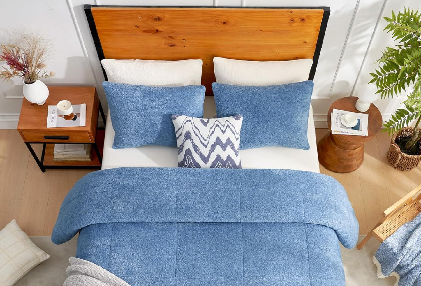 Dluxe Ave. ( TWIN )  2 Piece Comforter Set/ Blue