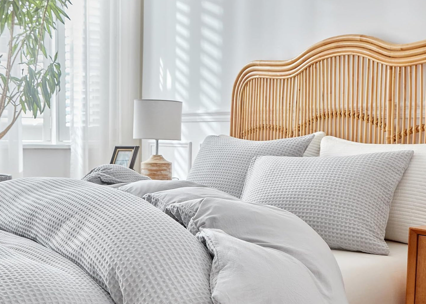 Dluxe Ave. ( QUEEN ) 3 {Duvet Cover} Pieces Bedding Set for All Season/ Light Grey