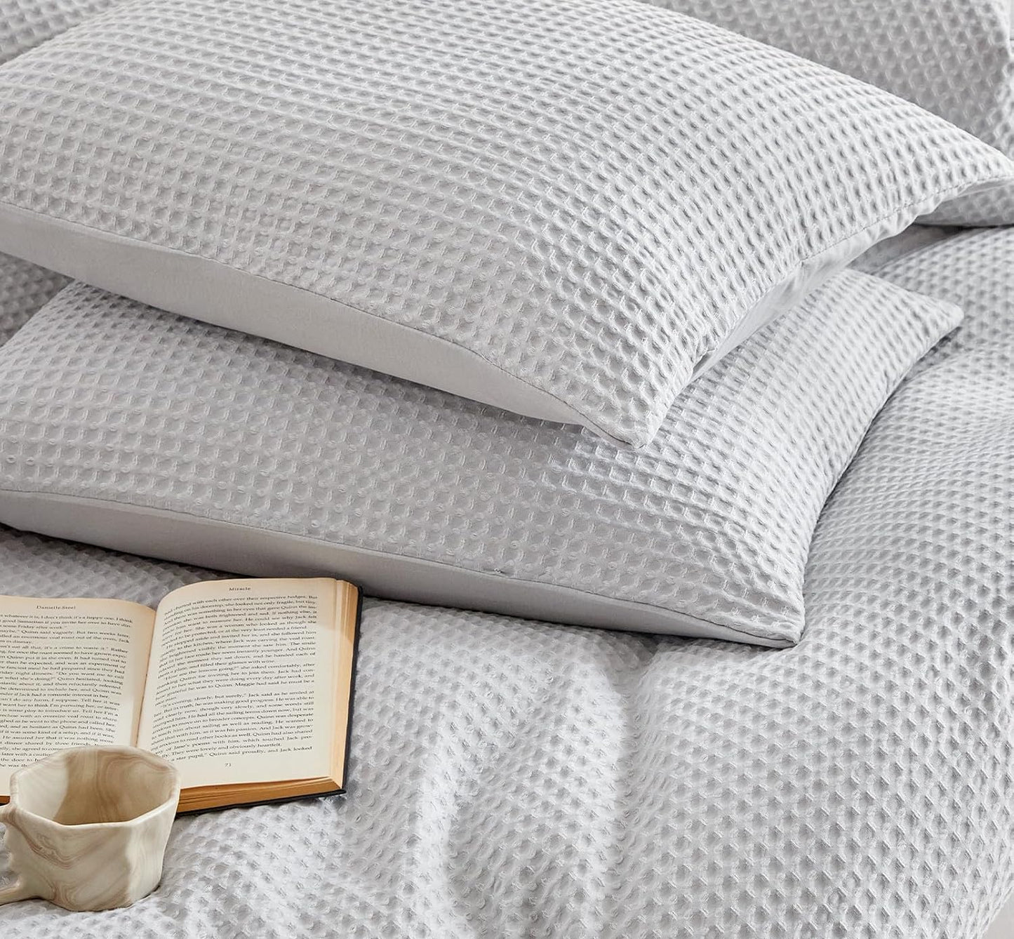 Dluxe Ave. ( QUEEN ) 3 {Duvet Cover} Pieces Bedding Set for All Season/ Light Grey
