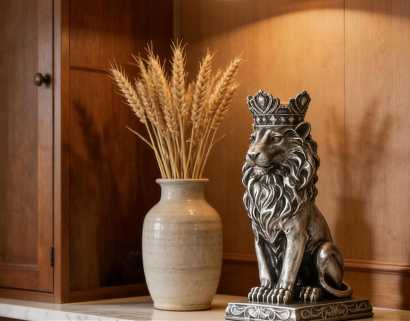 Dluxe Ave. Lion Statue Decor 9 inch Resin