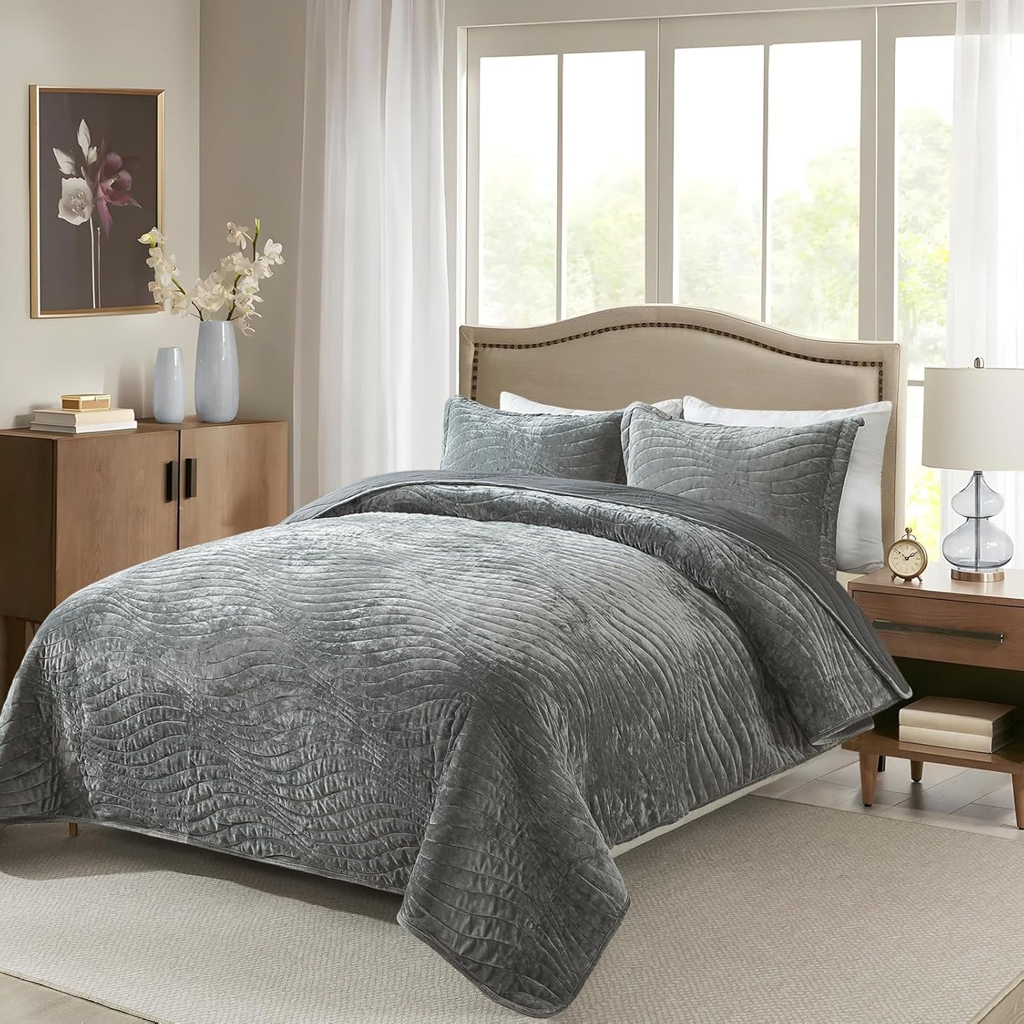 Dluxe Ave. ( CALI./ KING ) 3 Pcs Luxury Velvet Quilt Set/ Lightweight Bedspread for All Season/ Grey