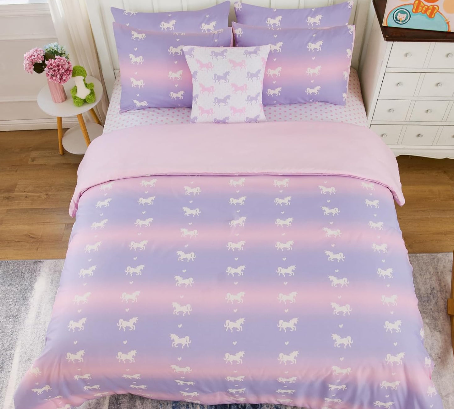 Dluxe Ave. ( TWIN ) 5 Pcs Comforter and Bedding Set/ Pink & Purple