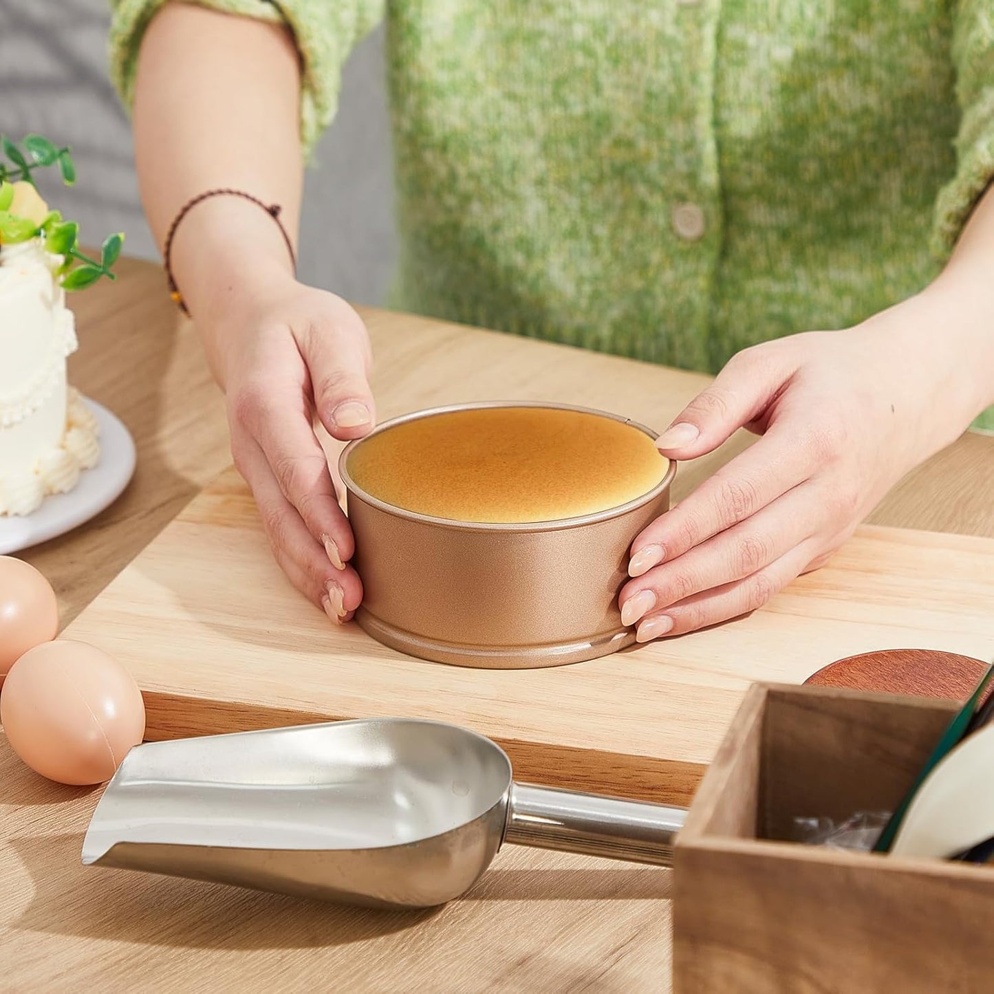 Dluxe Aved. 12 Pcs 4 Inch Mini Springform Pan/ (Gold)