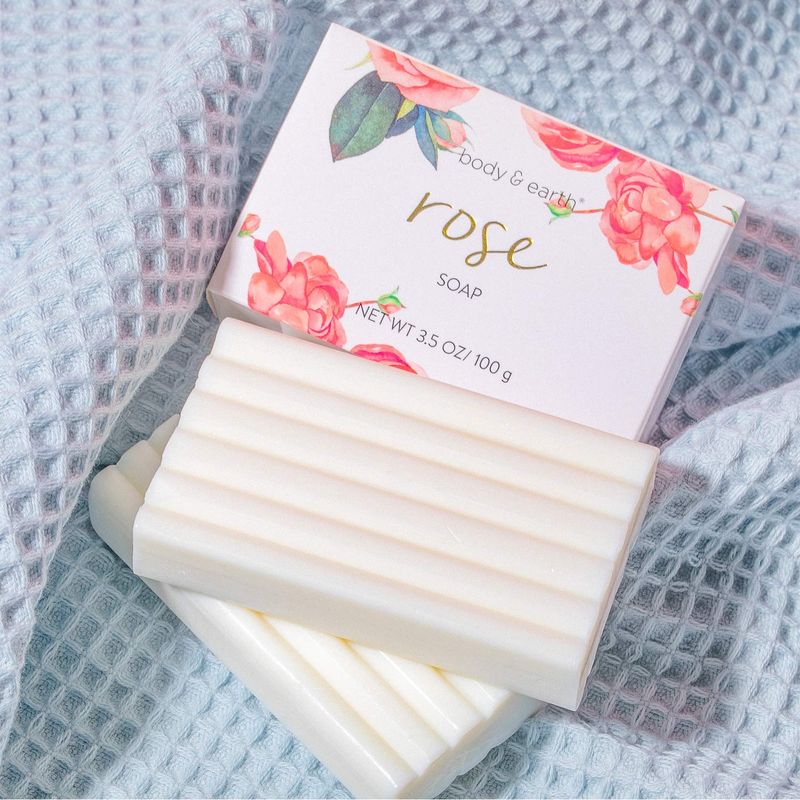 Dluxe Ave. Rose Spa Set Gifts/ Bath and Body/  5 Pcs