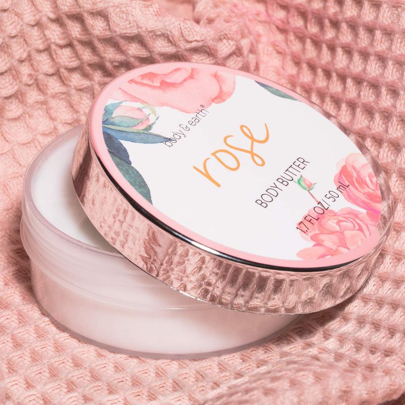 Dluxe Ave. Rose Spa Set Gifts/ Bath and Body/  5 Pcs