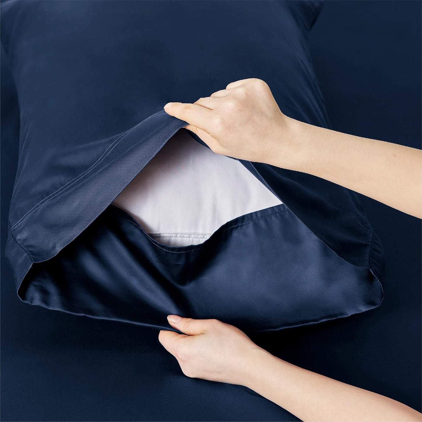 Dluxe Ave. ( QUEEN ) 4 Pcs Bed Sheets/ Derived from Bamboo/ Navy