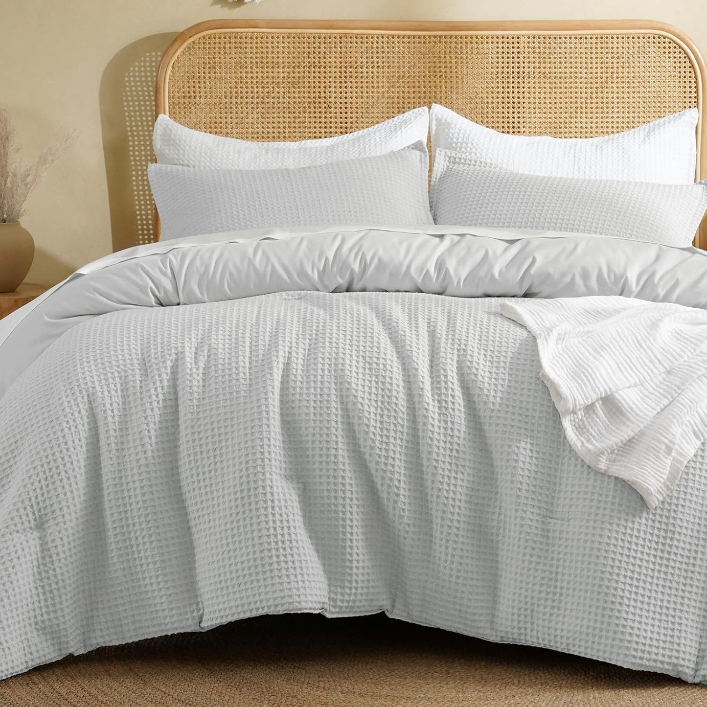 Dluxe Ave. ( KING ) 3 Pcs Waffle Weave Comforter Set/ Soft Breathable Lightweight Warm for All Season/ Grey
