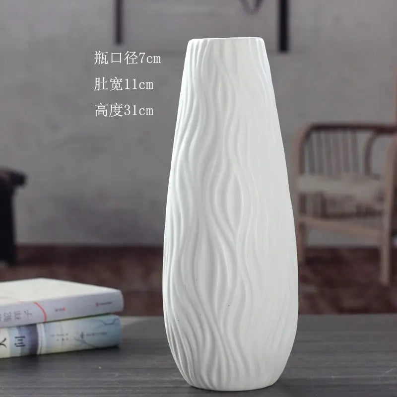 Dluxe Ave. Modern Minimalist Ceramic Vase for Home & Office Decor