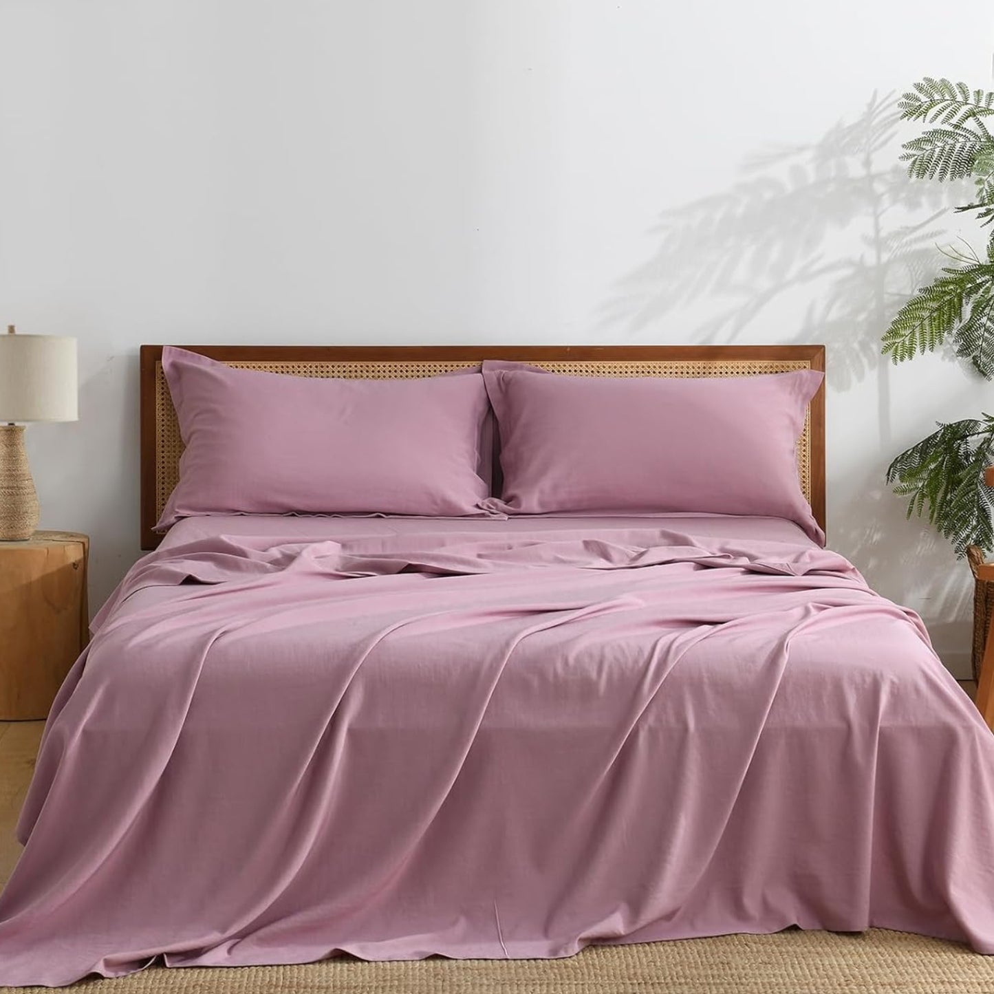 Dluxe Ave. ( QUEEN ) 4 Pcs Sheet Set/  Deep Pockets/  Lilac