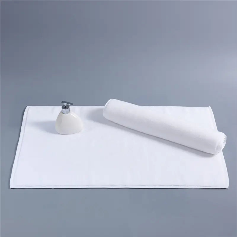 Dluxe Ave. Hilton Luxury Cotton Bath Mat with Non-Slip Design