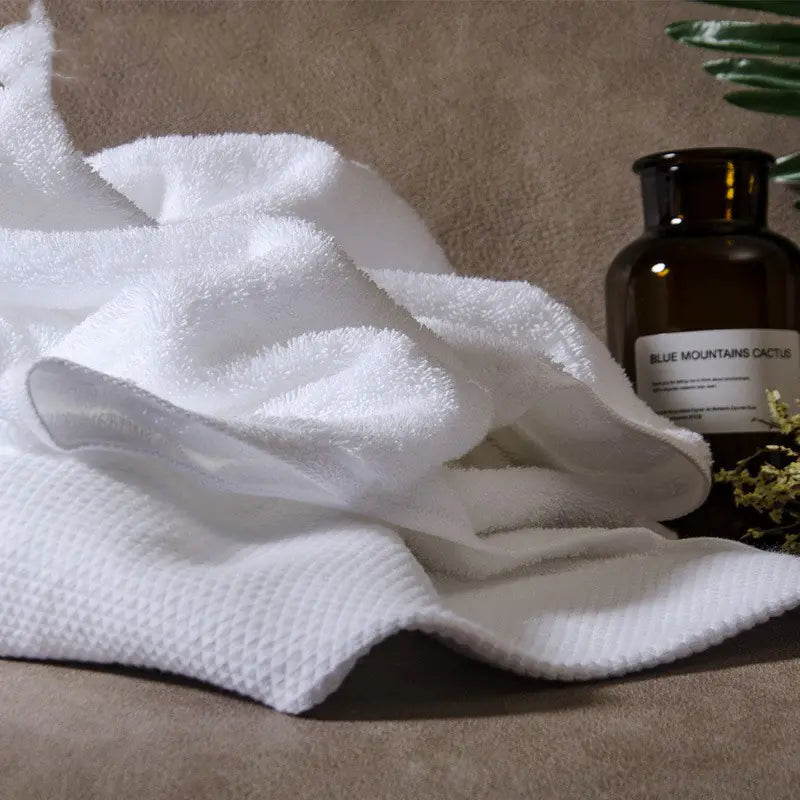 Dluxe Ave. Thick White Cotton Hotel Bath Towel