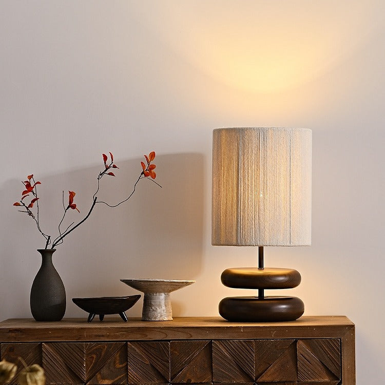 Solid Wood Japanese Retro Table Lamp