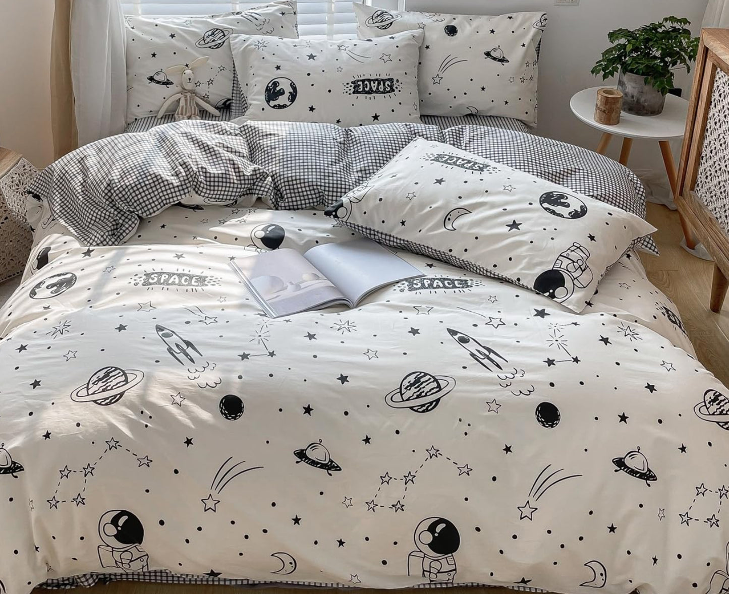 Dluxe Ave. ( QUEEN ) 3 Pcs {DUVET COVER} Set