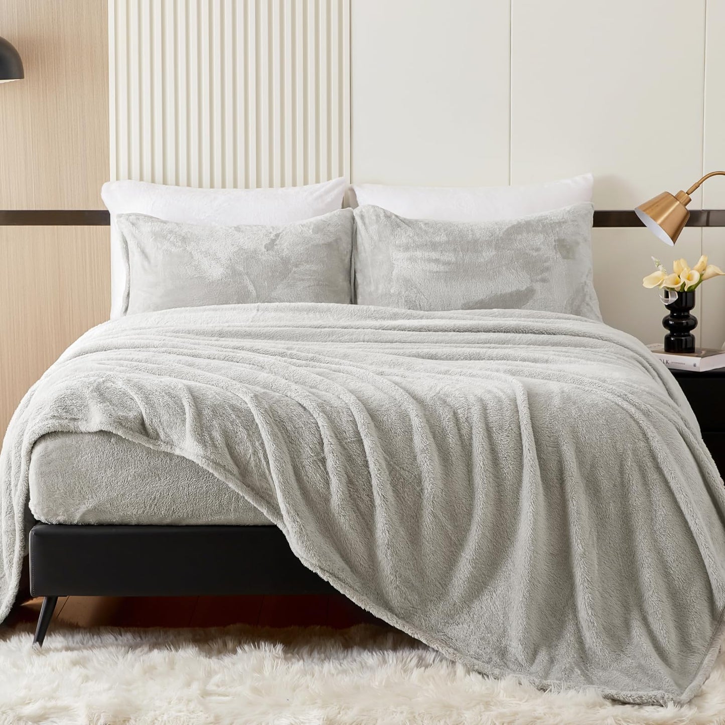 Dluxe Ave. ( QUEEN ) Faux Fur Sheet Set/ Luxury Ultra Soft Fleece Sheets/ 16" Deep Pocket/ Light Grey