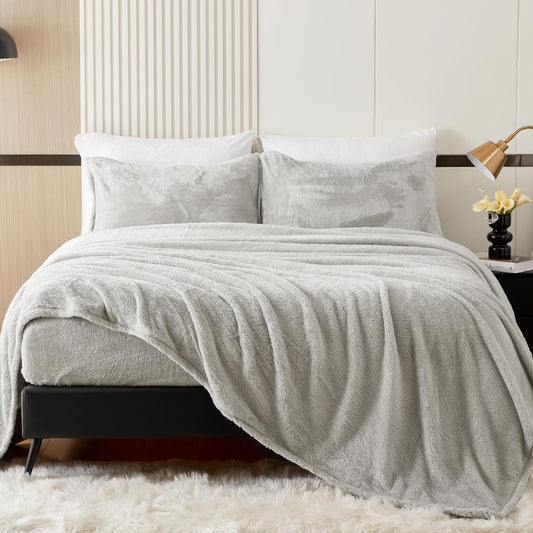 Dluxe Ave. ( QUEEN ) Faux Fur Sheet Set/ Luxury Ultra Soft Fleece Sheets/ 16" Deep Pocket/ Light Grey