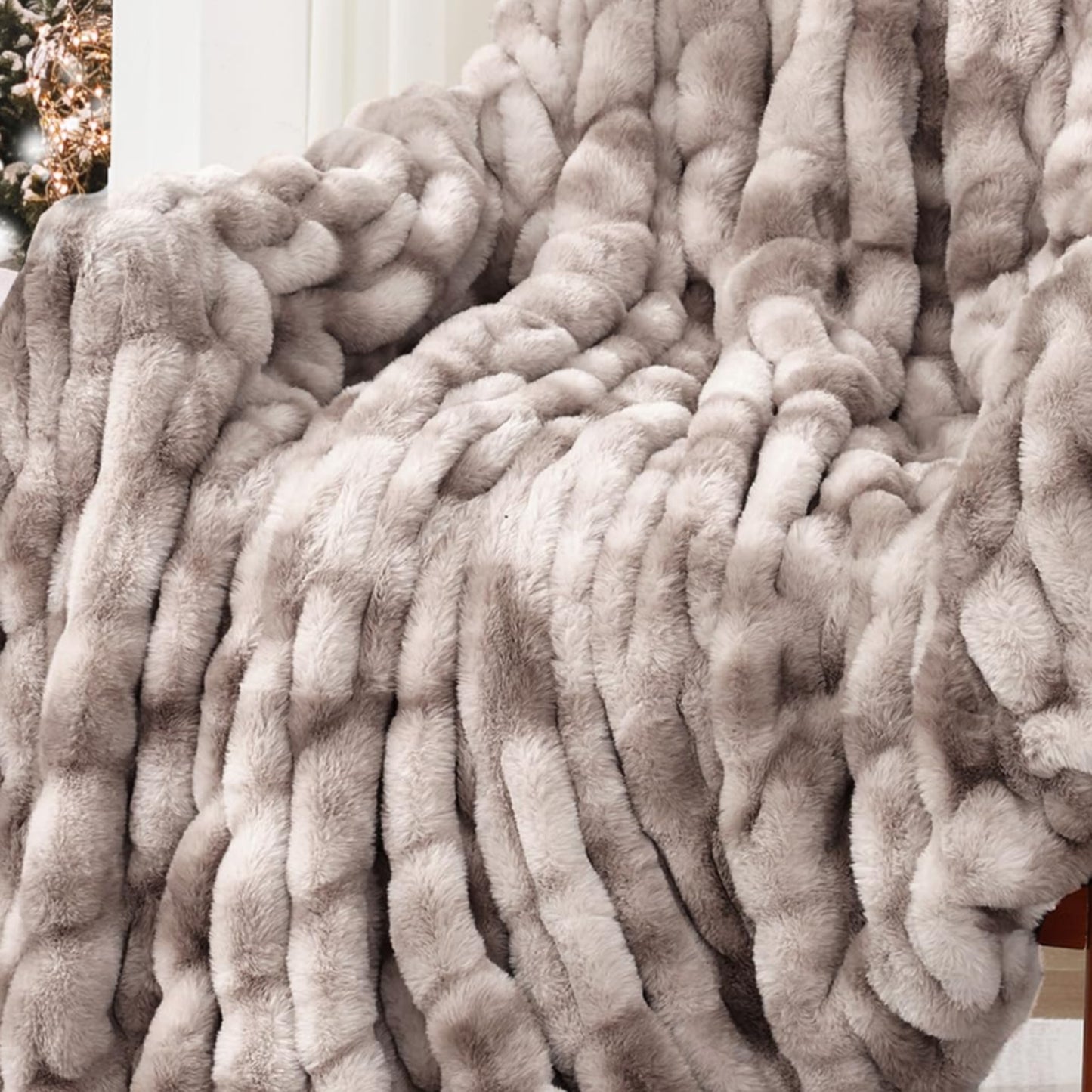 Dluxe Ave. ( THROW ) Faux Rabbit Fur Throw Blanket 700 GSM, Luxury Dual-Sided Soft Cozy Blanket, Fuzzy Fluffy Plush (Coffee) 50"x60" Coffee