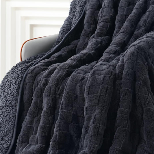 Dluxe Ave. ( TWIN ) Weighted Blanket, Checkered Soft Heavy Fleece, (Black) 15 lbs/48 x 72 Inche