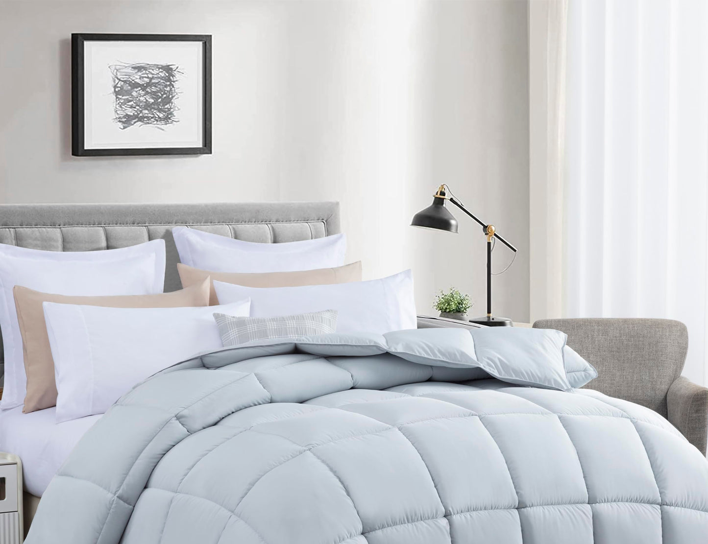 Dluxe Ave. ( QUEEN ) Comforter for All Season/ Down Alternative Plush Microfiber Fill Box Stitch Quilted/ Silver Gray