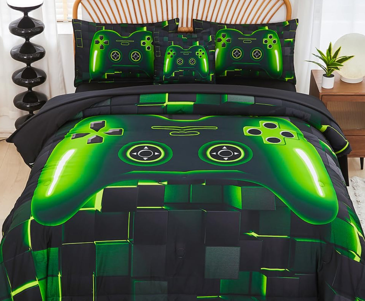 Dluxe Ave. ( TWIN ) 6 Pieces Bedding Set/ Green & Black