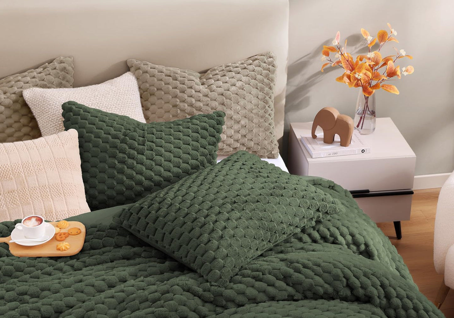 Dluxe Ave. ( KING) 3 Pcs Fluffy Comforter Set, Luxury Rabbit Faux Fur,Thick Plush Bed Comforter, Olive Green