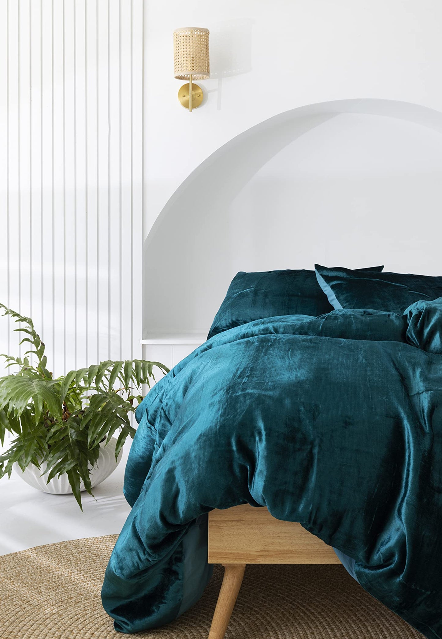 Dluxe Ave. ( TWIN) 3 Pcs Ultra Luxury Rayon Velvet Bedding, Boho Solid {Duvet Cover} UO Comforter Cover, Teal Blue  68"x90"