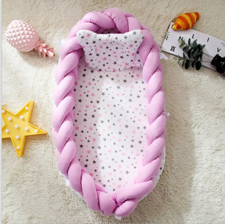 Dluxe Ave. Portable Cotton Crib